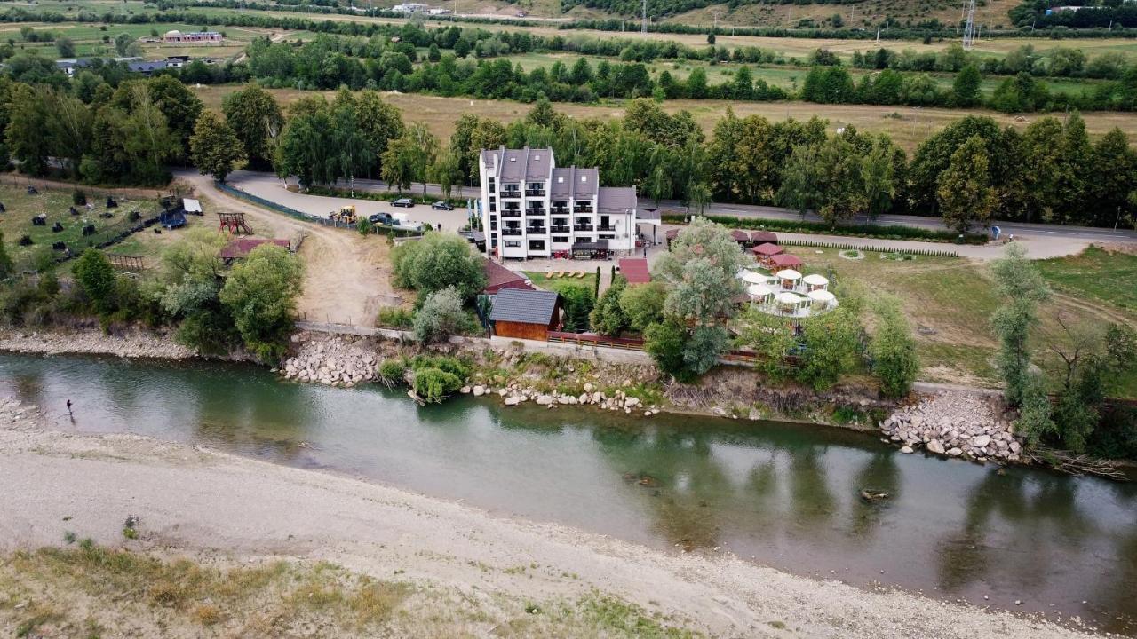 Pensiunea Casa Doamnei Voronet Gura Humorului Buitenkant foto